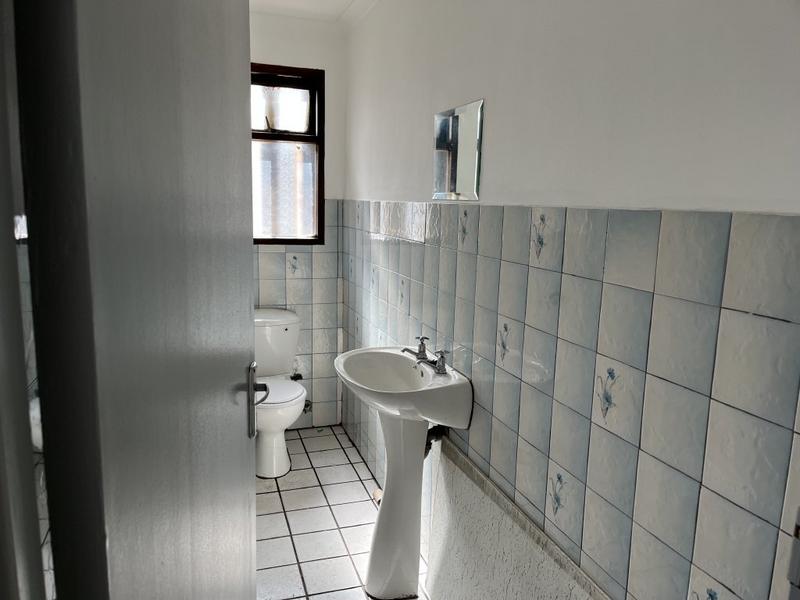 To Let commercial Property for Rent in Montague Gardens Western Cape